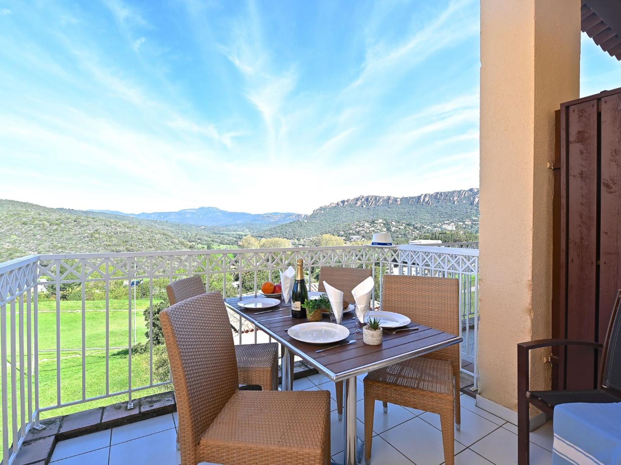 Saint-Raphaël Apartment Village Cap Esterel - Le Village-14 By Interhome מראה חיצוני תמונה