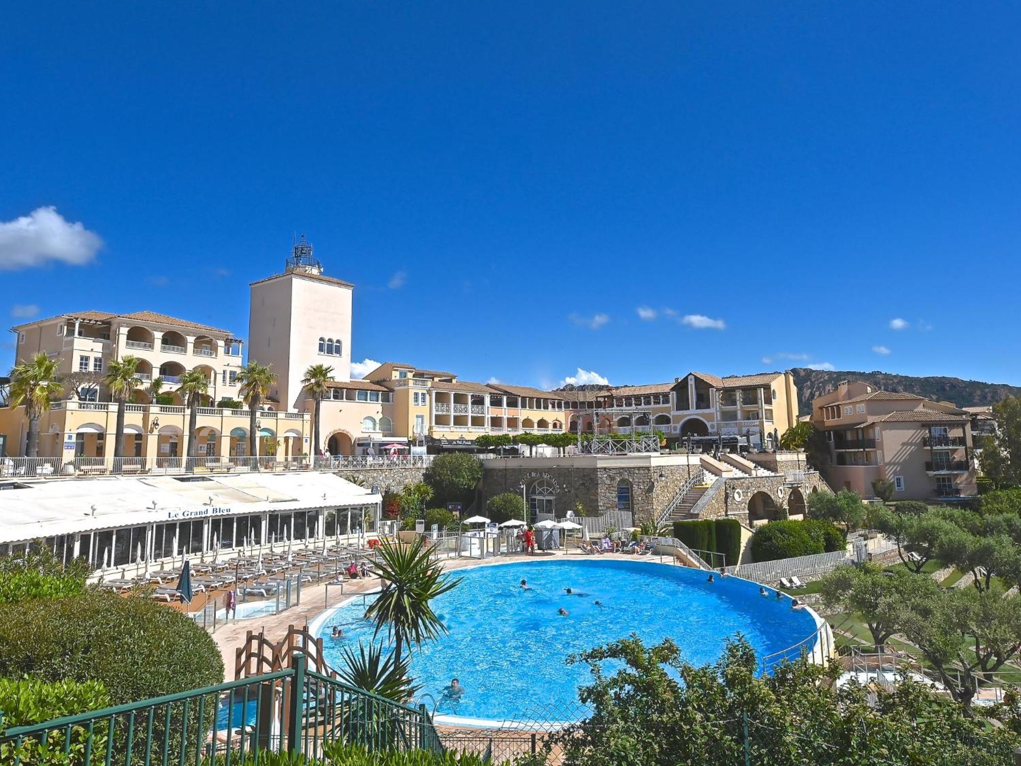 Saint-Raphaël Apartment Village Cap Esterel - Le Village-14 By Interhome מראה חיצוני תמונה